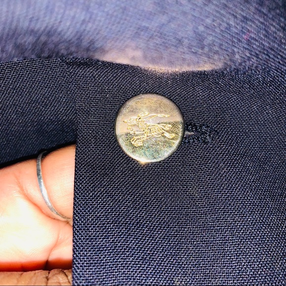 Burberry’s Suit Jacket - Picture 4 of 8